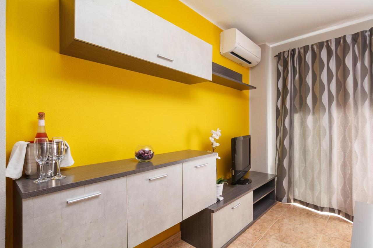 Apartmento Caribe Centro Casasol Nerja Kültér fotó